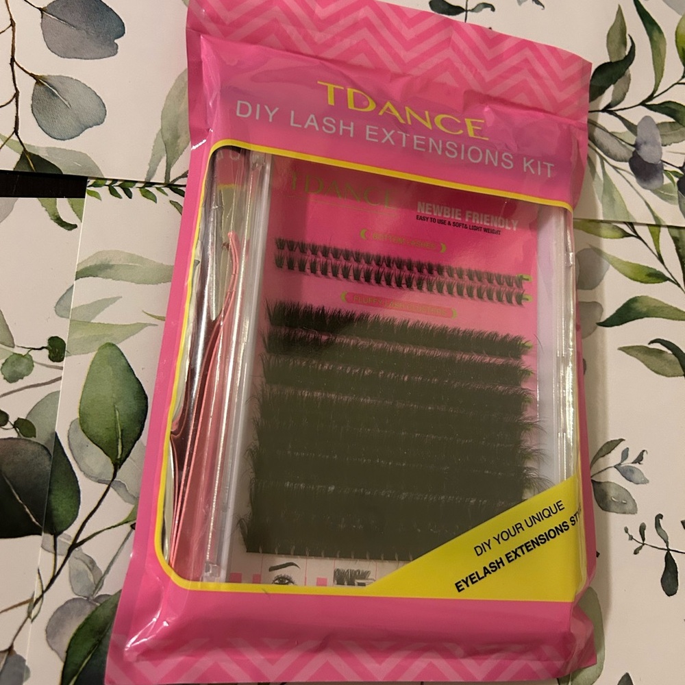 Pink DIY Lash Extensions Kit